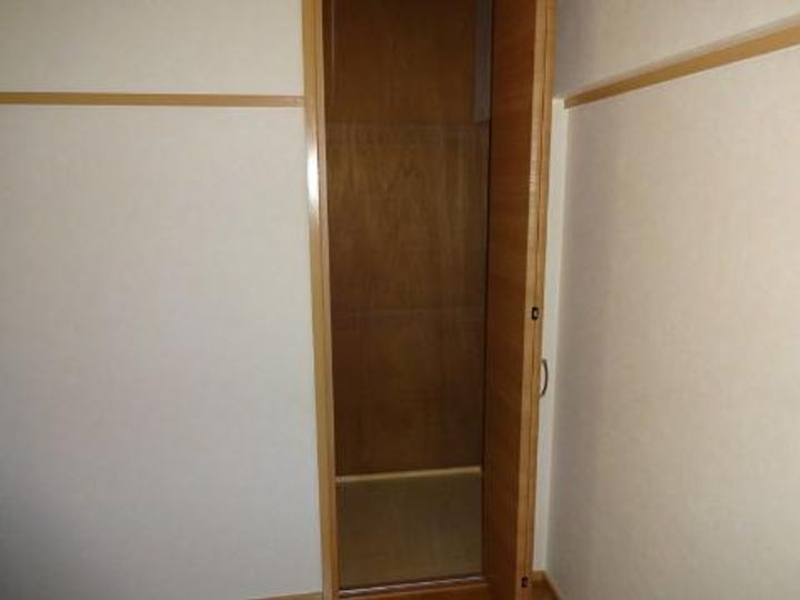 丸栄ライオンズマンションB棟の内装