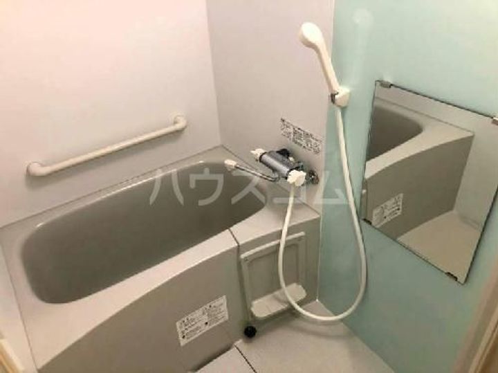 クレイノ矢南の風呂