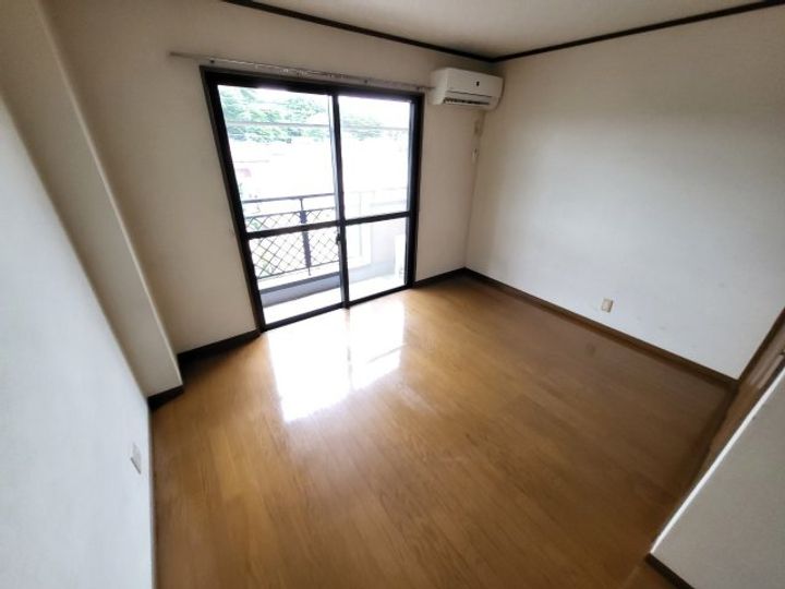 グラシアス中志津の居間
