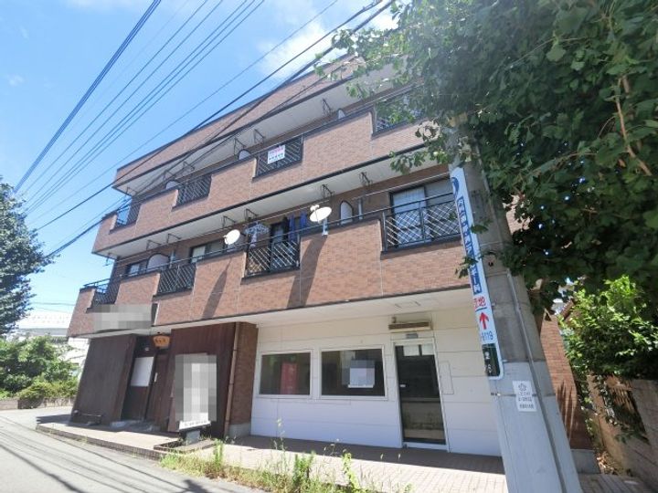 グラシアス中志津の外観