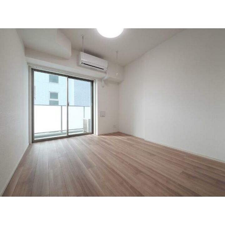 神奈川県横浜市中区末吉町1(マンション)の賃貸物件の居間