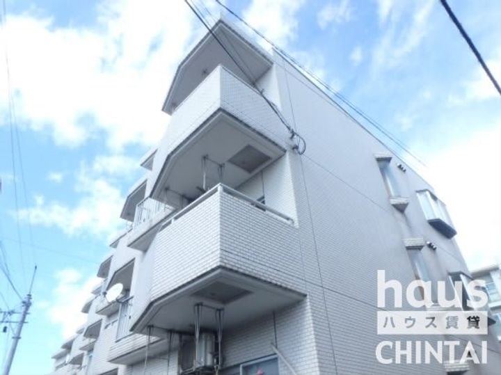 DRホームズ千歳烏山の外観