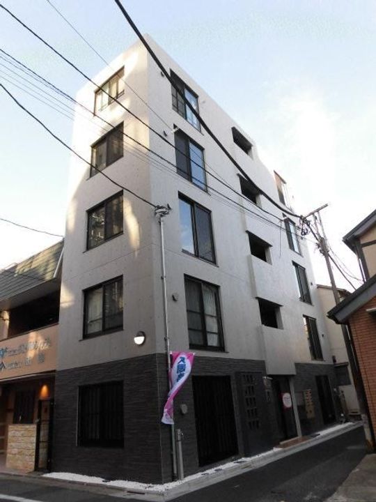 ルシオ北千住の外観