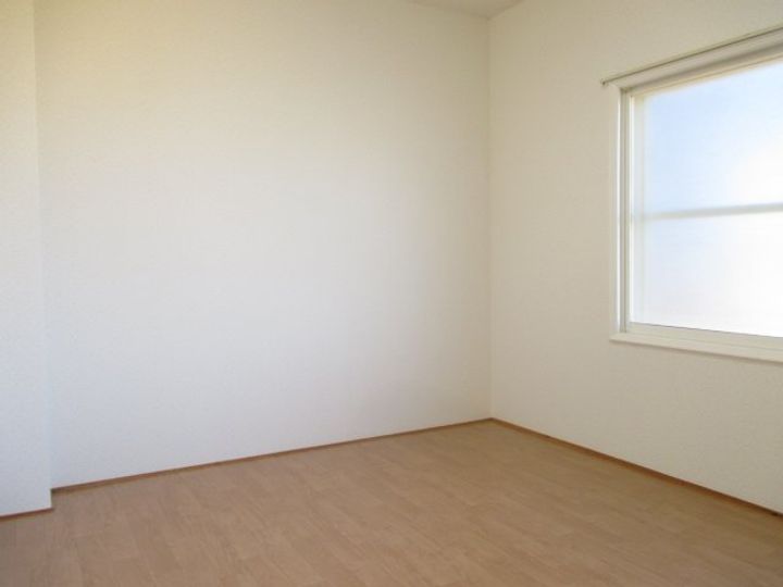 北海道岩見沢市三条西13(アパート)の賃貸物件の居間