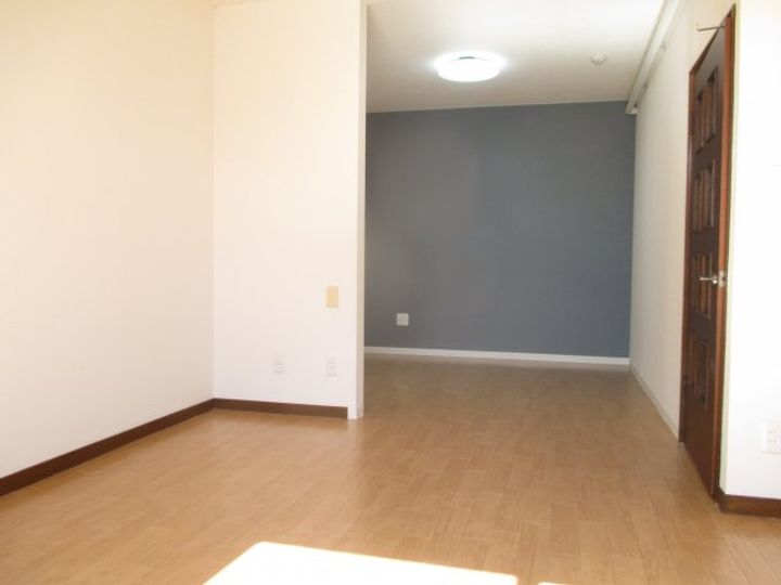 北海道岩見沢市三条西13(アパート)の賃貸物件の居間