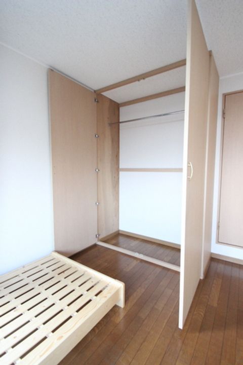 レオパレス泉の内装