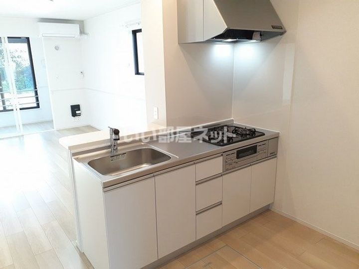茨城県ひたちなか市大平1(アパート)の賃貸物件のキッチン