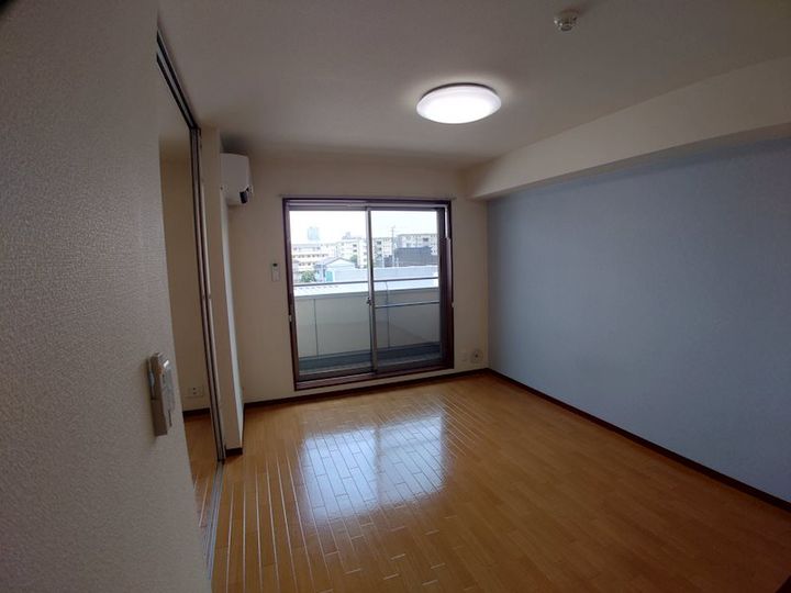 Permission(ペルミッシオン)の居間