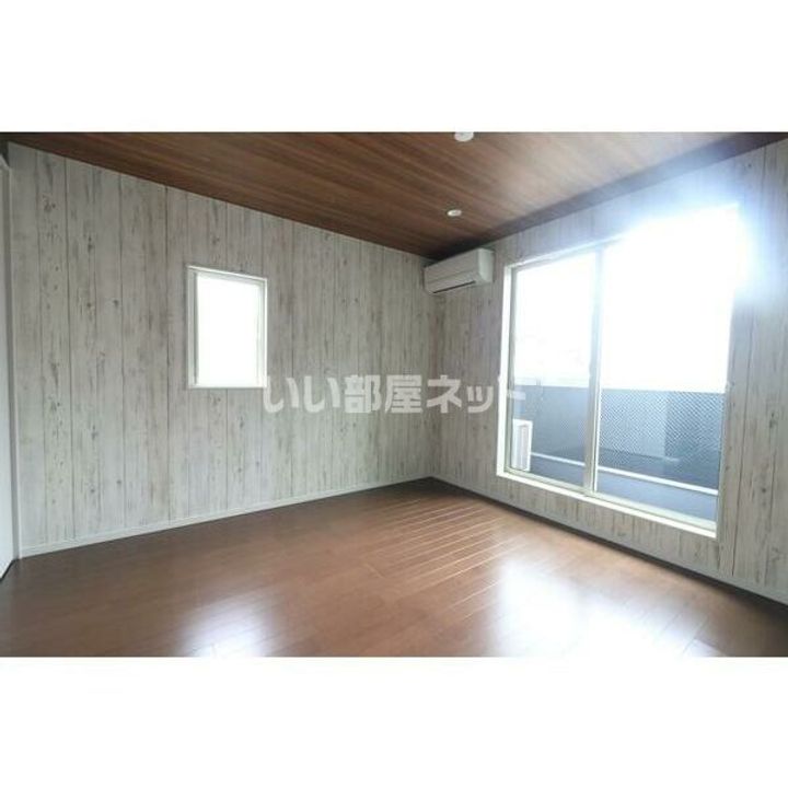 大阪府東大阪市西石切町3(アパート)の賃貸物件の居間