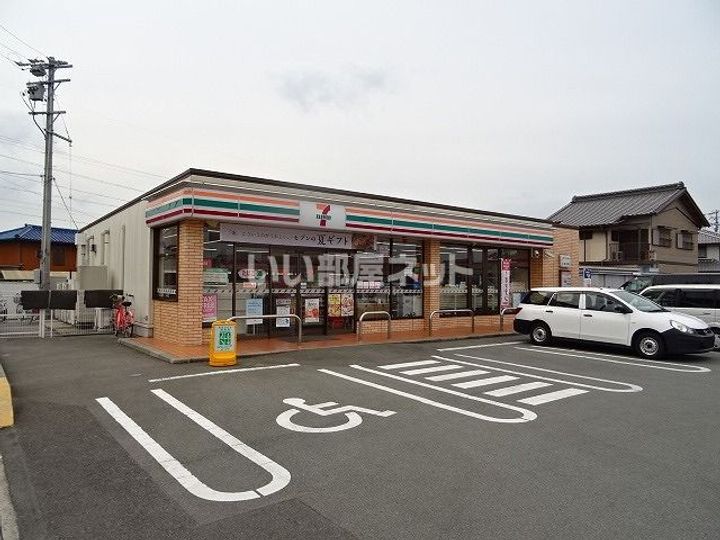 D Royal Hisaiの周辺