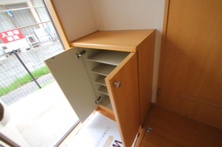 岡山県岡山市南区新保(一戸建)の賃貸物件の玄関