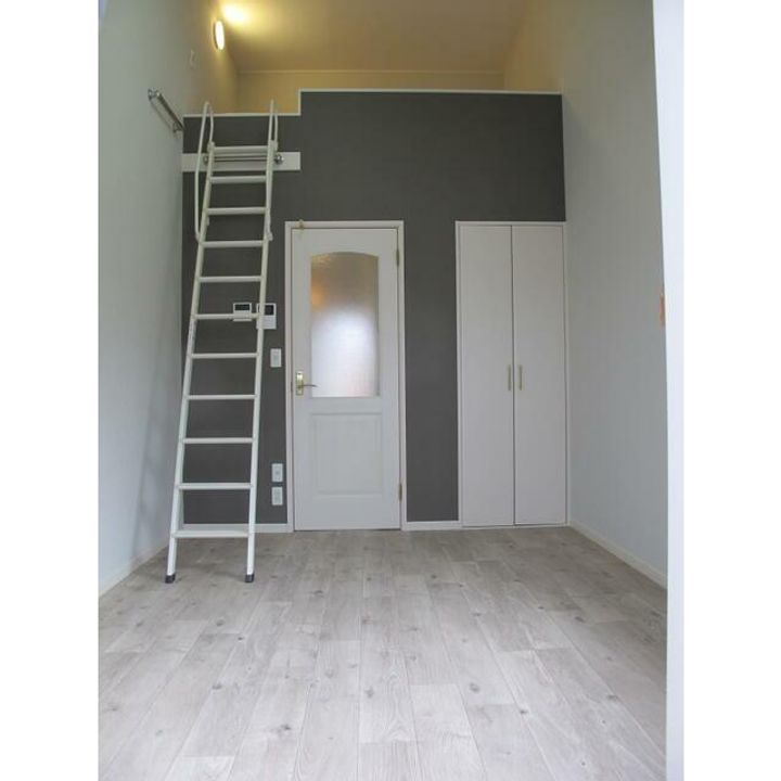 神奈川県茅ヶ崎市浜竹1(アパート)の賃貸物件の居間