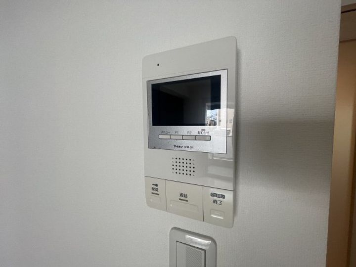 ラージヒル神戸駅西の内装