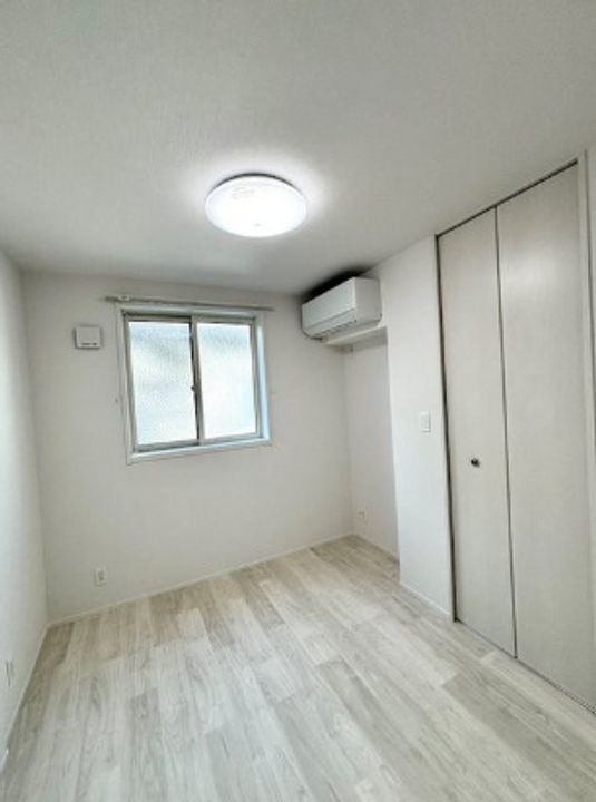 東京都新宿区四谷三栄町(マンション)の賃貸物件の内装