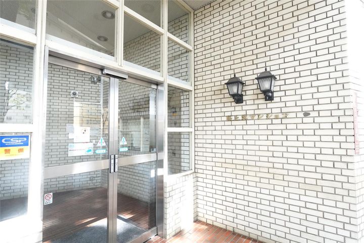 桜上水マンションの外観