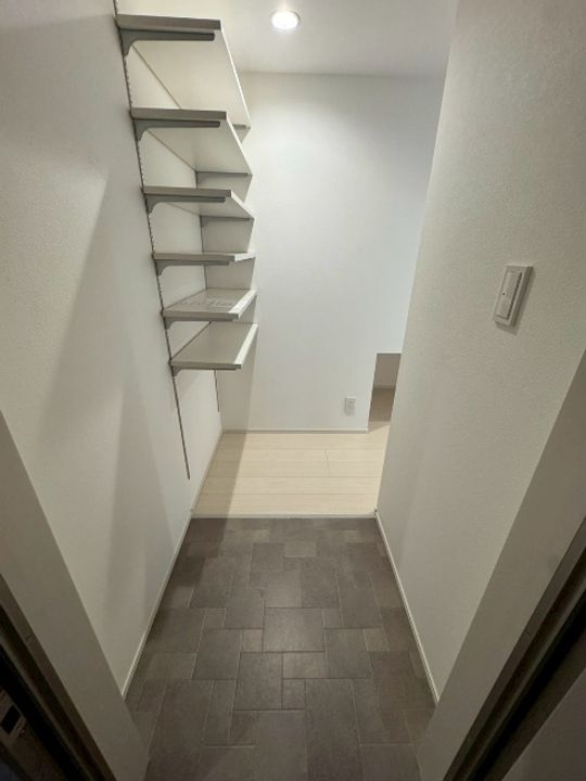 スマイシアAPARTMENT西條町の玄関