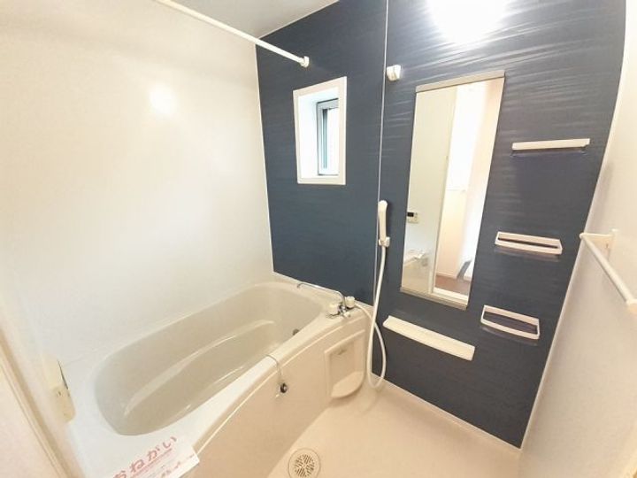 ガーデン・ヴィラ B棟の風呂