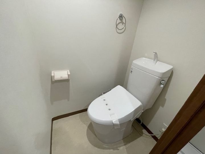 メゾン岸谷の内装