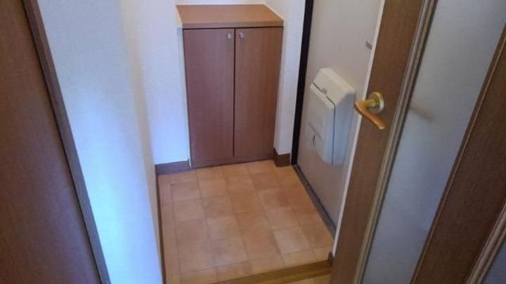 茨城県日立市鮎川町2(アパート)の賃貸物件の玄関