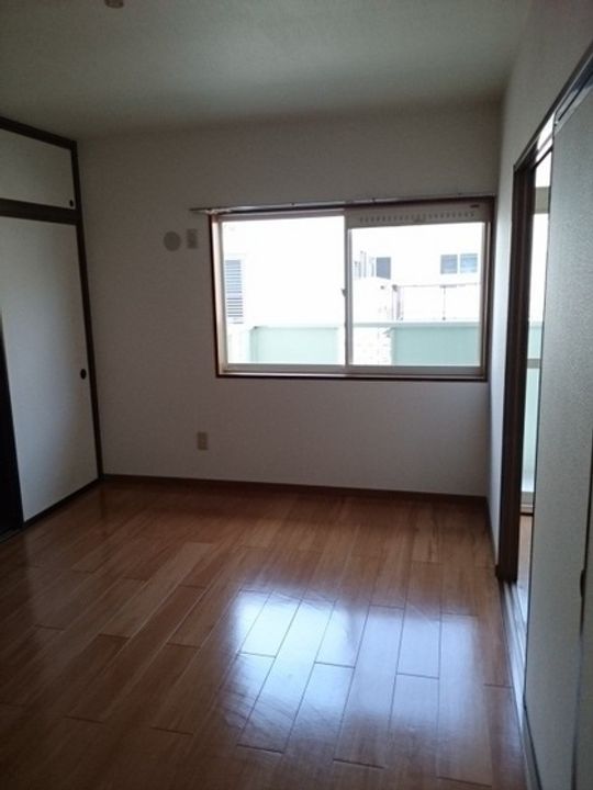 ハピネスエンジェル323の内装