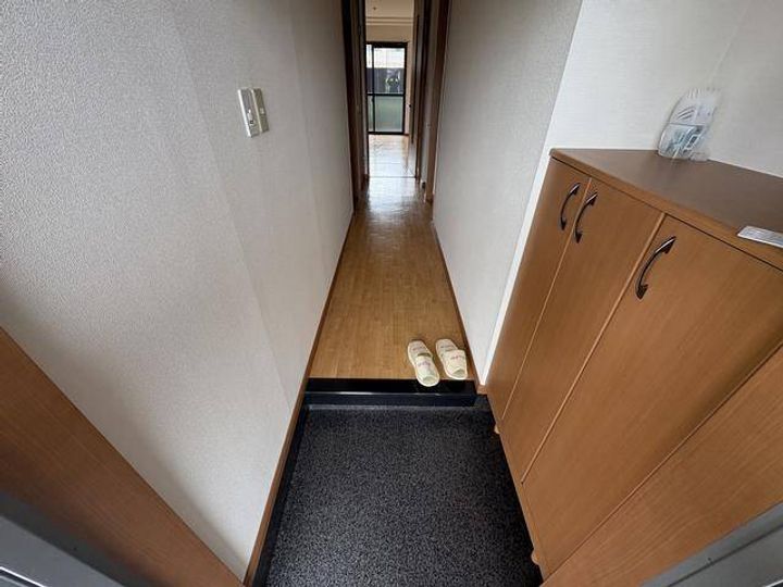 STELLA MARISの玄関