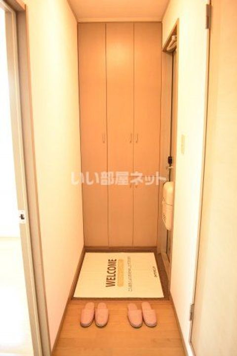 埼玉県さいたま市西区大字内野本郷(アパート)の賃貸物件の玄関