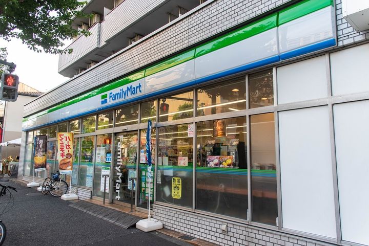 コンフォリア・リヴ北新宿の周辺