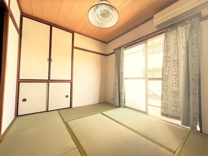 北川ハイツの居間