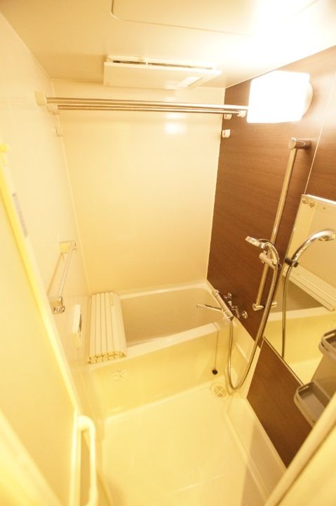 兵庫県尼崎市昭和南通6(マンション)の賃貸物件の風呂