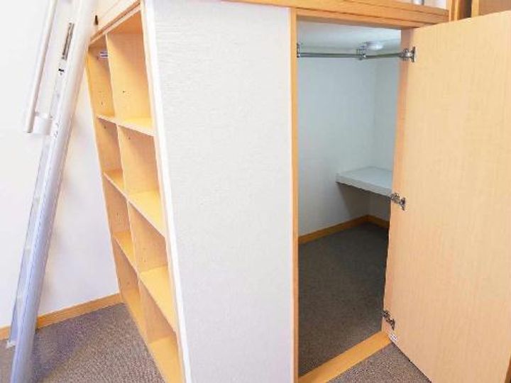レオパレスフローラ小山の内装