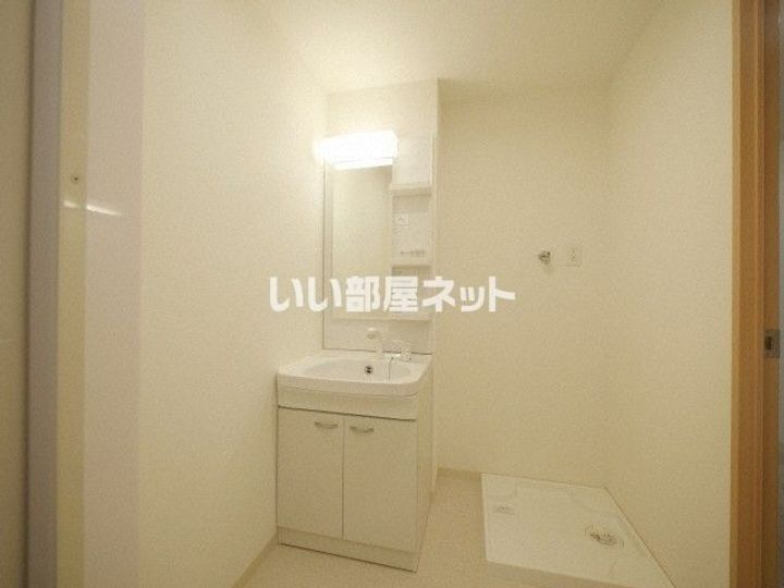 badge瓜破westの内装
