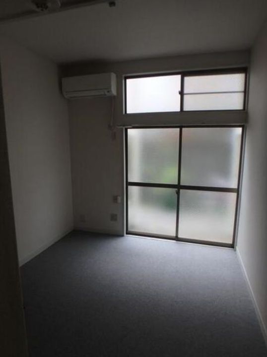 セドルハイム桜台Bの居間