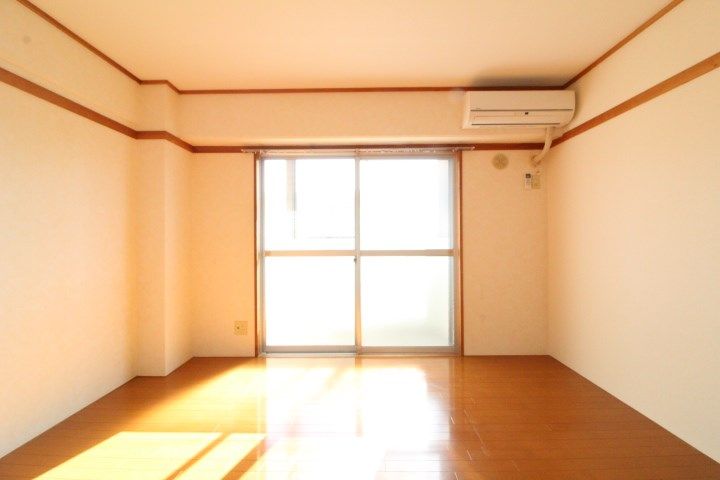 鹿児島県鹿児島市下荒田4(マンション)の賃貸物件の居間