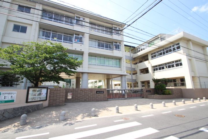 Green Street 弐番館の周辺