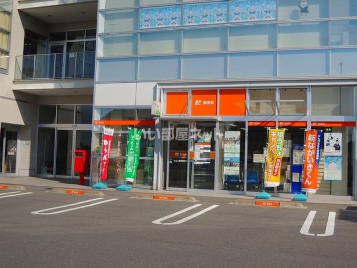 コート・ミディの周辺