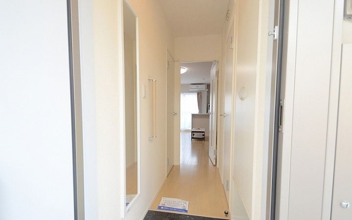 神奈川県横須賀市大津町1(マンション)の賃貸物件の玄関