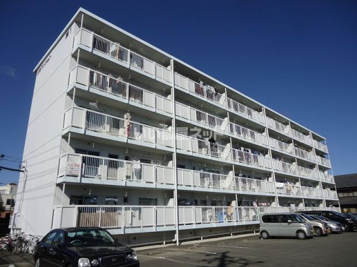 第一三晃マンションの外観