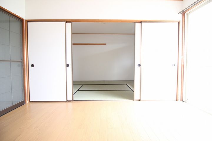 ブレマ平野Aの居間