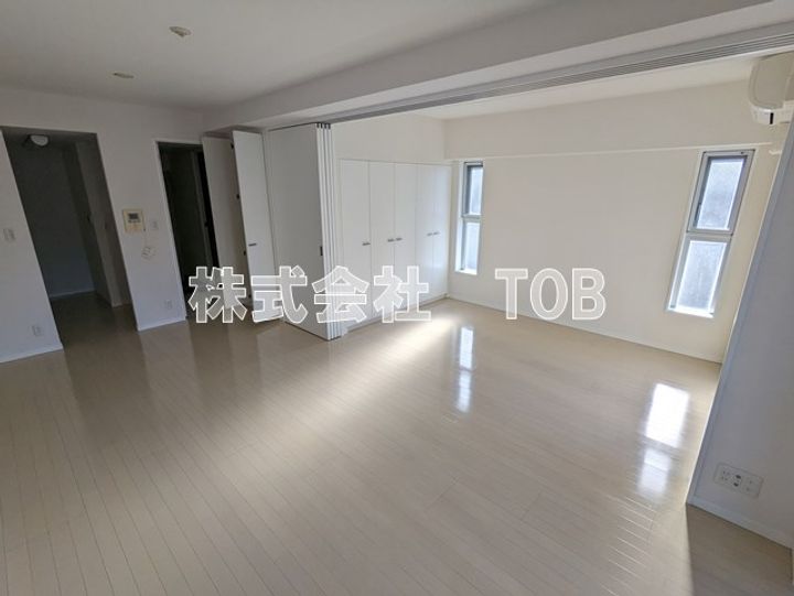 ドゥーエつつじヶ丘の居間