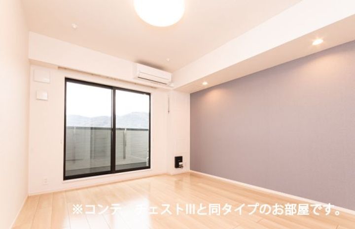 クレメントガーデンVの居間