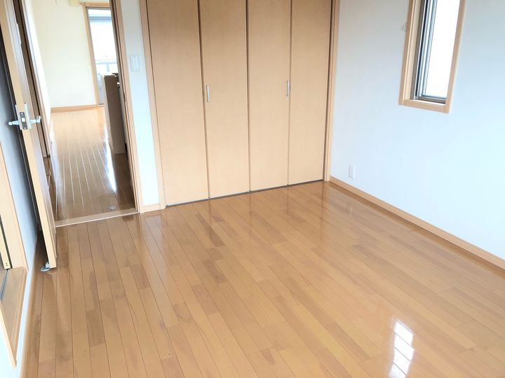 サラサナの内装