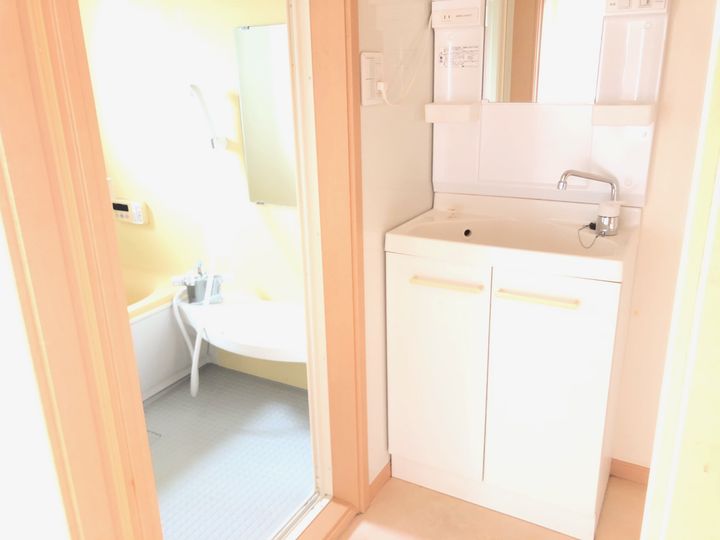 サラサナの内装