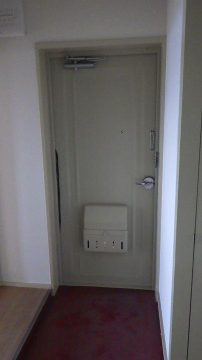 大阪府大阪市住之江区御崎7(一戸建)の賃貸物件の玄関