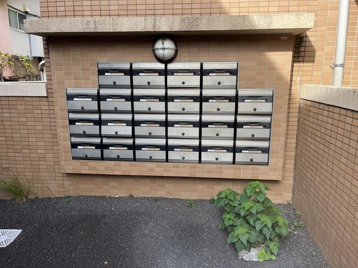 アンプルールベトン扇町の外観