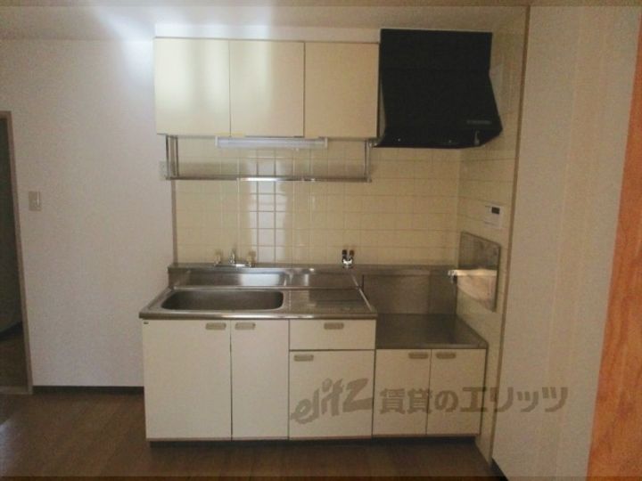 アメニティ東香里のキッチン