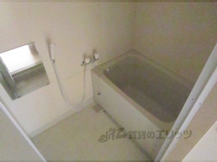 アメニティ東香里の風呂