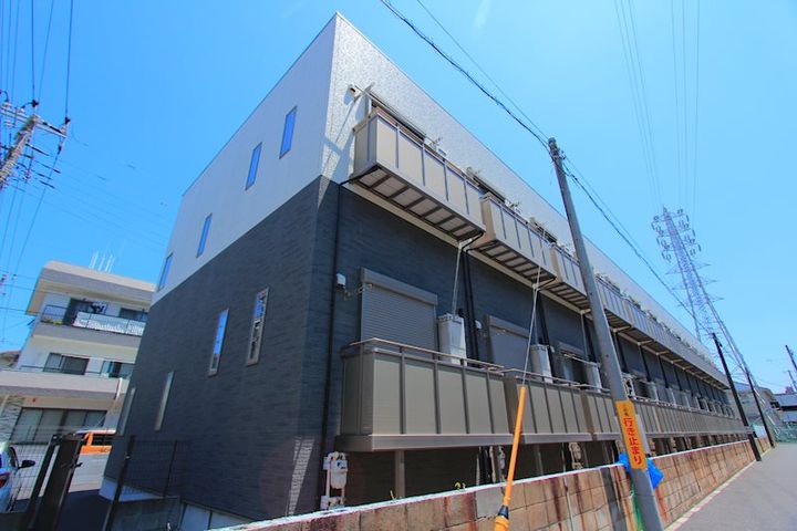 千葉県船橋市本中山3(アパート)の賃貸物件の外観