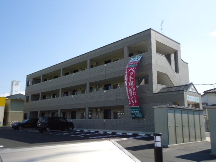 クローバーの外観