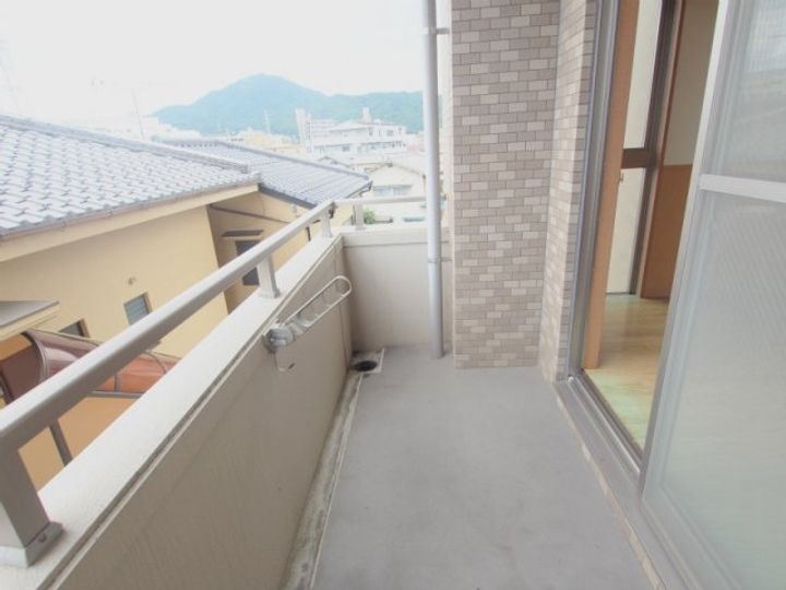広島県広島市安佐南区緑井1(マンション)の賃貸物件の内装