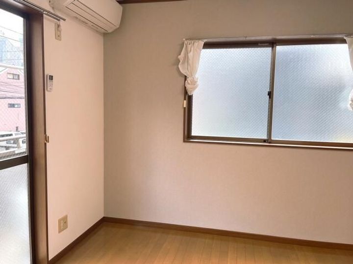 佐藤ハイツの居間